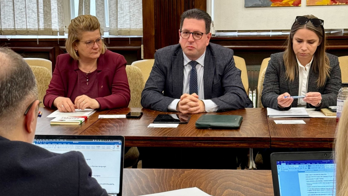 Románia kisebbségvédelmi vállalásainak teljesítéséhez további lépésekre van szükség az állam részéről – az RMDSZ ismertette jelentését az Európa Tanácsnak Kolozsváron